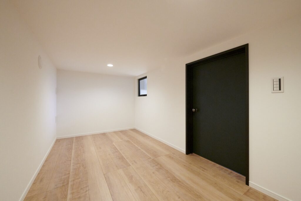 下屋裏収納